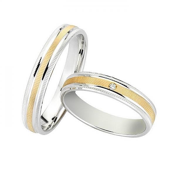 Ζευγάρι βέρες Bonise, δίχρωμες από χρυσό και λευκόχρυσο 14 καρατίων, η γυναικεία με πέτρα ζιργκόν. Σχέδιο f3822 