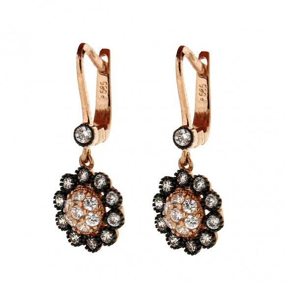 Σκουλαρίκια κρεμαστά σε ροζέτα, από ροζ χρυσό, 14 καρατίων.