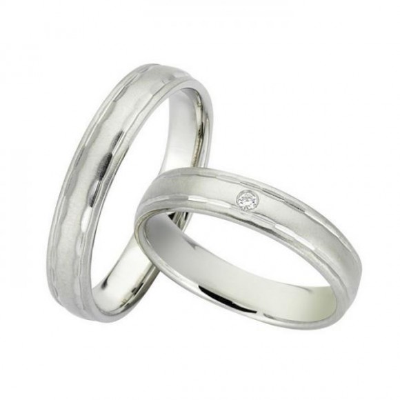 Ζευγάρι βέρες Bonise, λευκόχρυσες 14 καρατίων, η γυναικεία με διαμάντι. Σχέδιο wd237742bm