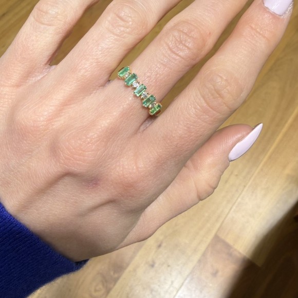 Δαχτυλίδι σειρέ με σμαράγδια και διαμάντια