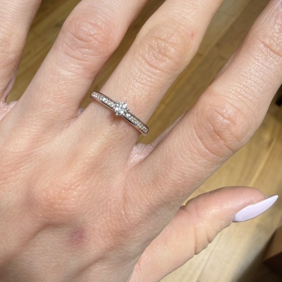 Δαχτυλίδι μονόπετρο με διαμάντια βάρους 0.24ct