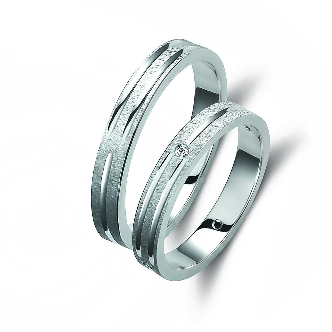 Ζευγάρι βέρες λευκόχρυσες 14 καρατίων, η γυναικεία με πέτρα ζιργκόν. Σχέδιο 346b-ba 