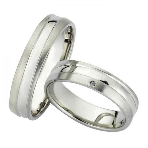 Ζευγάρι βέρες Bonise, λευκόχρυσες 9 καρατίων, η γυναικεία με πέτρα ζιργκόν. Σχέδιο wd240350bl 