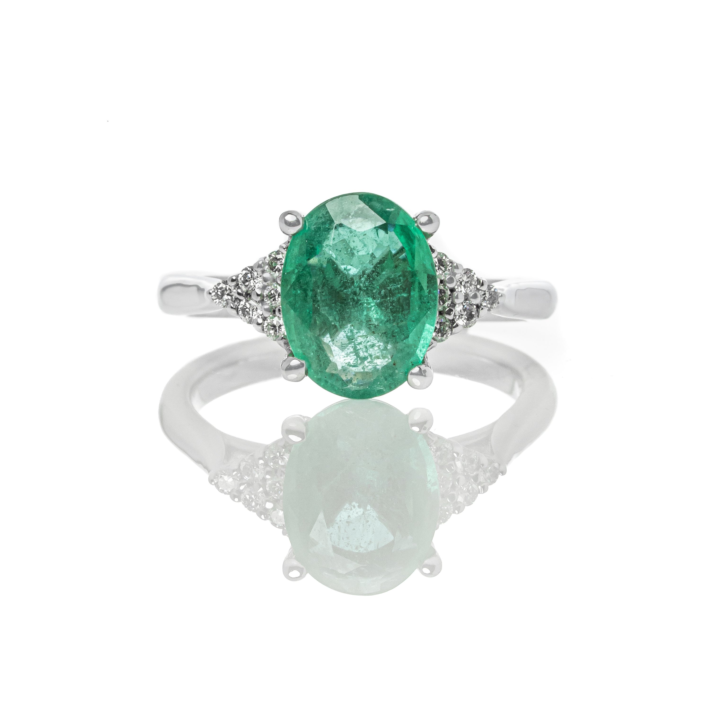 Δαχτυλίδι με σμαράγδι oval 2.05ct