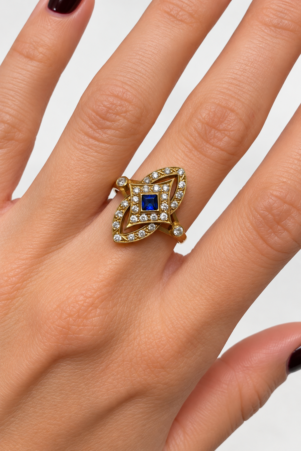 Δαχτυλίδι vintage 18kt blue sapphire