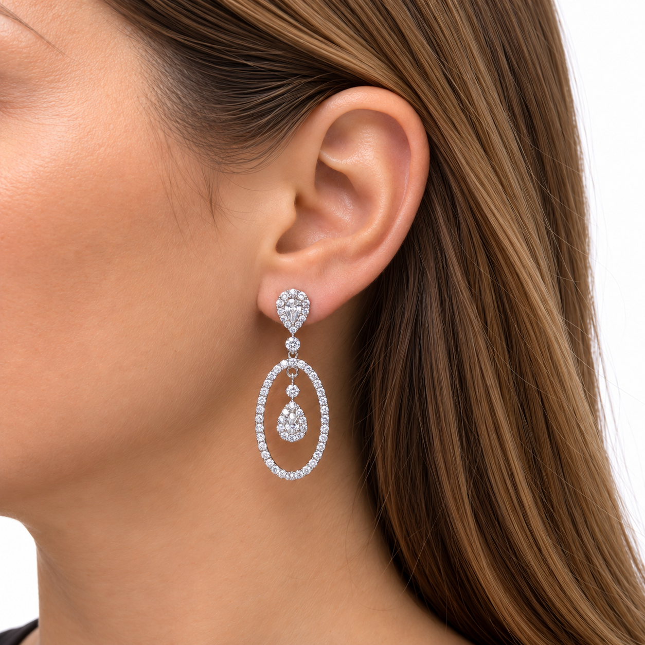 Κρεμαστά σκουλαρίκια με οβάλ κρίκο και ζιργκόν σε σχήμα δάκρυ